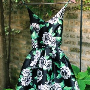 Forever 21 Green Floral Cocktail Skater Dress